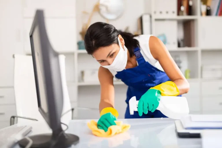Why General Liability is Essential When Cleaning Homes in Oakland