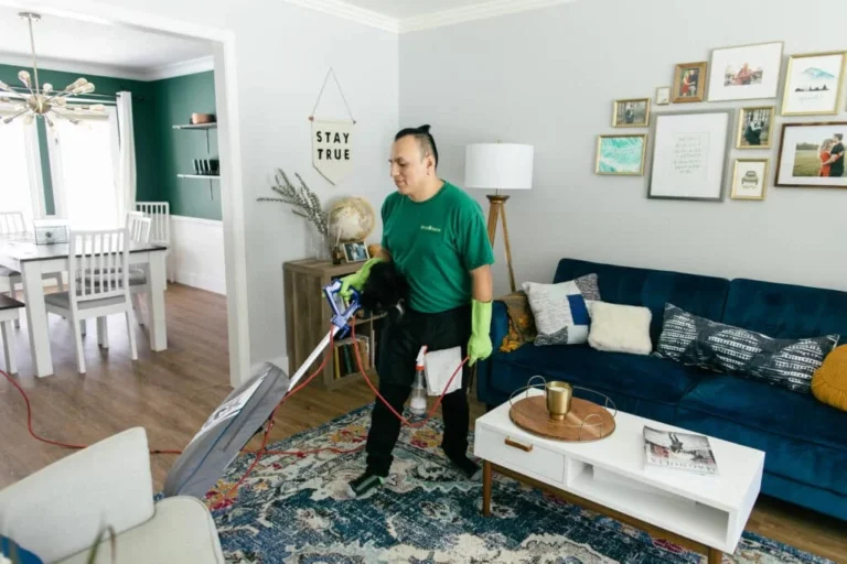 How to Handle Insurance Requirements for Cleaning Multiunit Apartment Buildings in LA